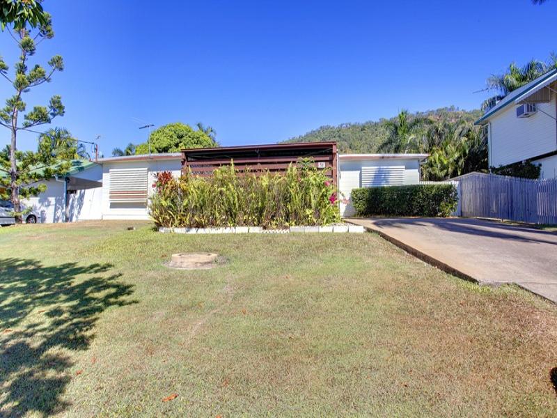 Mount Louisa 4814 IUCN Water